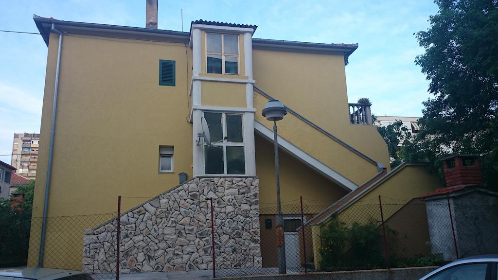 Bonbon Room And Apartment Zadar Habitación foto